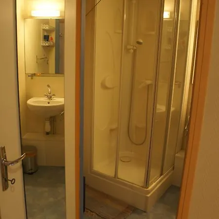 Les Amis Du 7 Apartment *